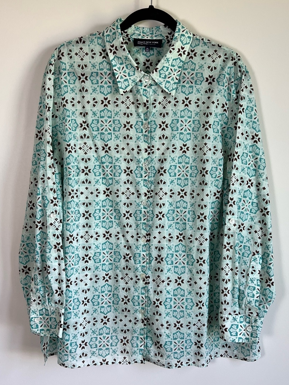 100% Cotton Women's Plus 3x Blue and Brown Geometric Button-Down Shirt
